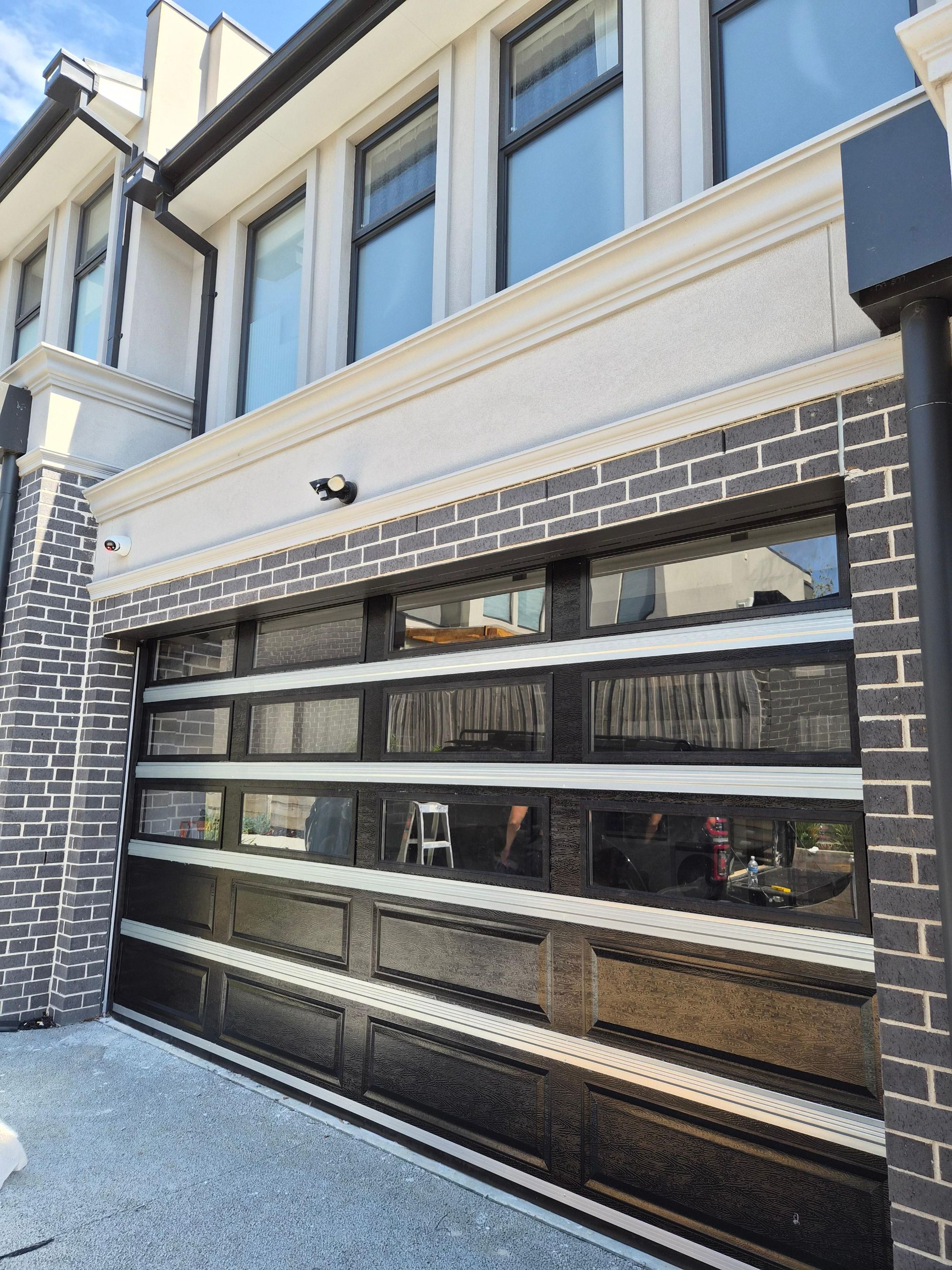 Wholesale Stacking Doors: How to Choose the Right System for Your Next Project