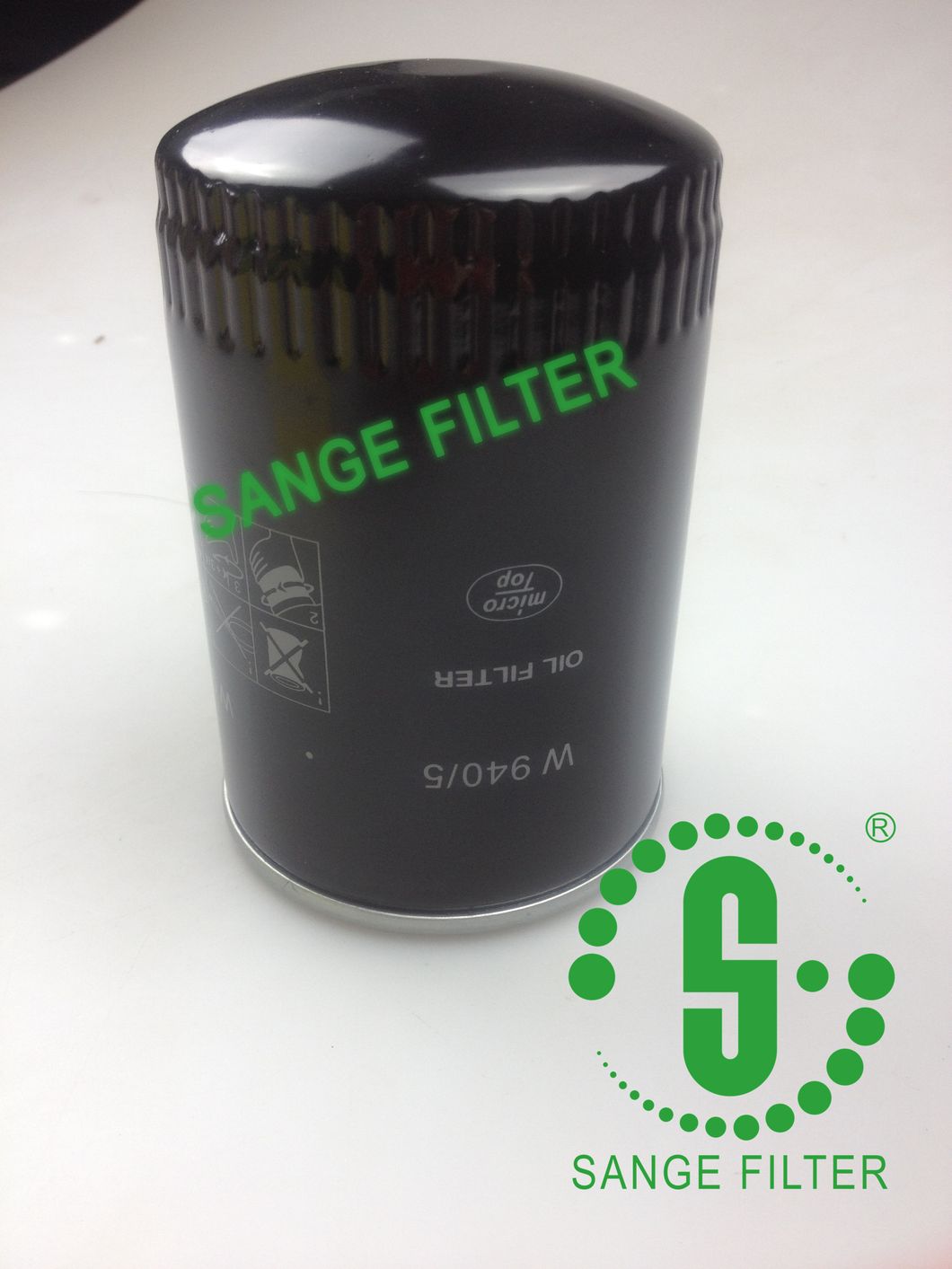 Hot Sale Replace for Mann Compressor Part Oil Filter W940/5